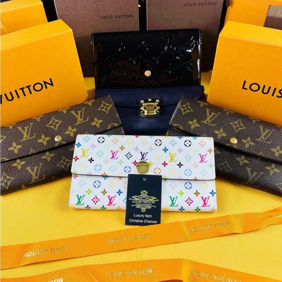AUTHENTIC Louis Vuitton Lock & Key 🔐 For Luggage or Diary, Bag or Keychain - Picture 3 of 7